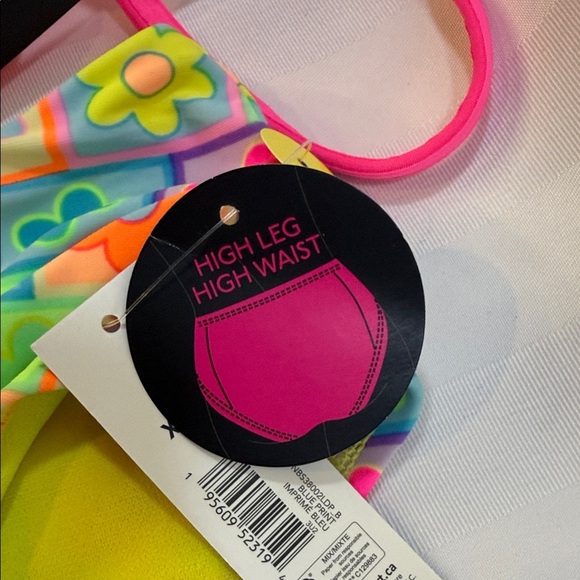 No Boundaries 2 Piece Bikini, Hot Pink top, Floral Neon High Leg Bottoms, Sz XS - Picture 3 of 10